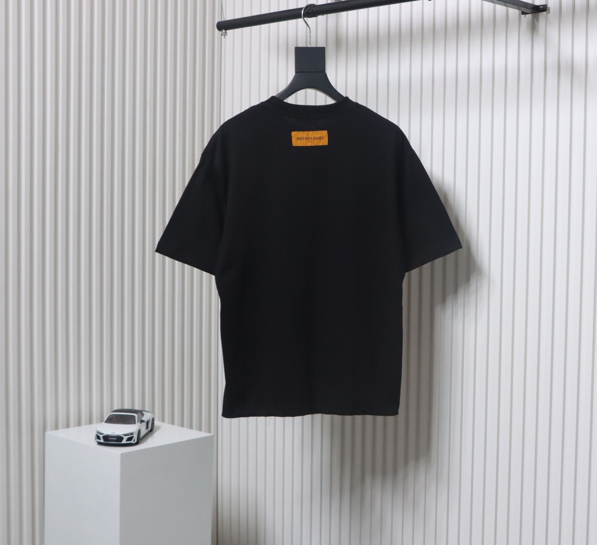 Louis Vuitton colorful letter logo print short sleeve black