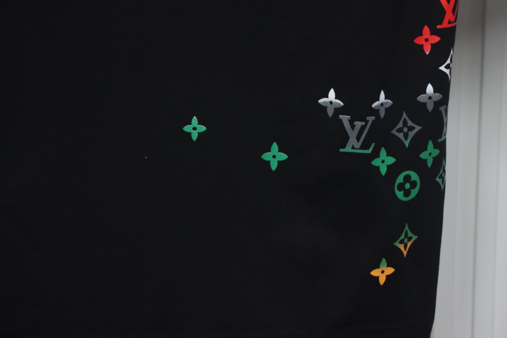 Louis Vuitton Employee Limited Edition Foam Print Short Sleeve T-Shirt Black