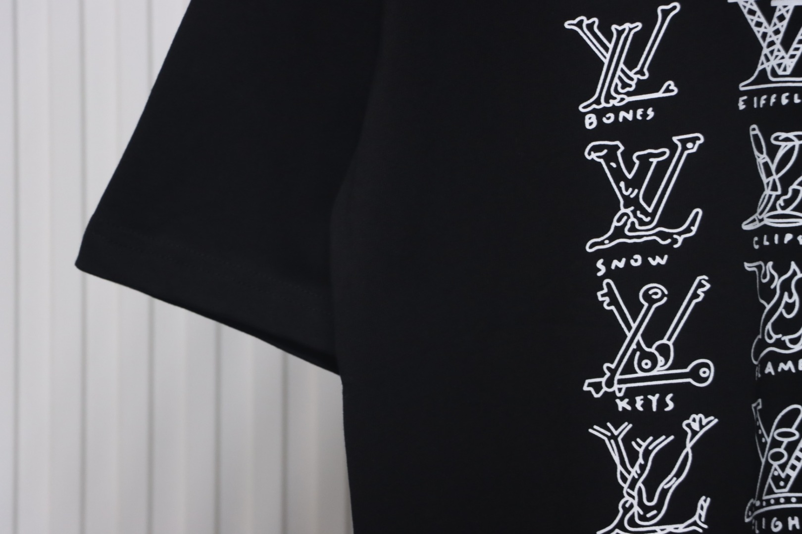 Louis Vuitton full letter logo print short sleeve black
