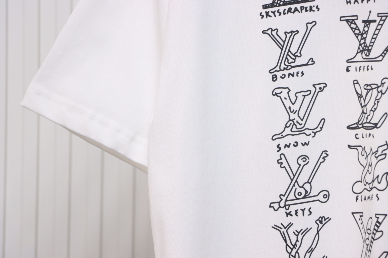 Louis Vuitton full letter logo print short sleeve White