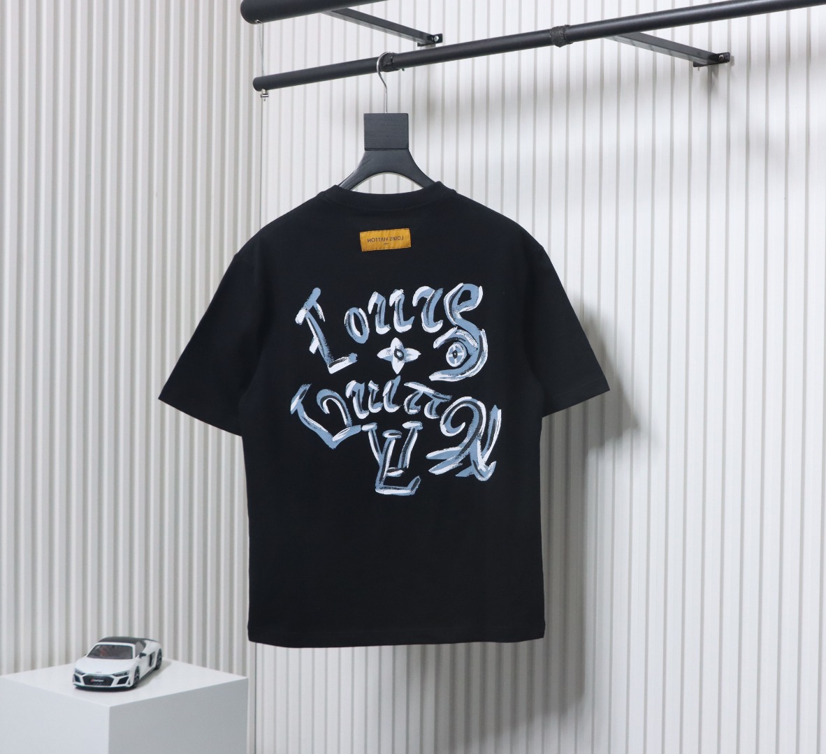 Louis Vuitton Hand-painted Graffiti Letters Printed Short Sleeve Black