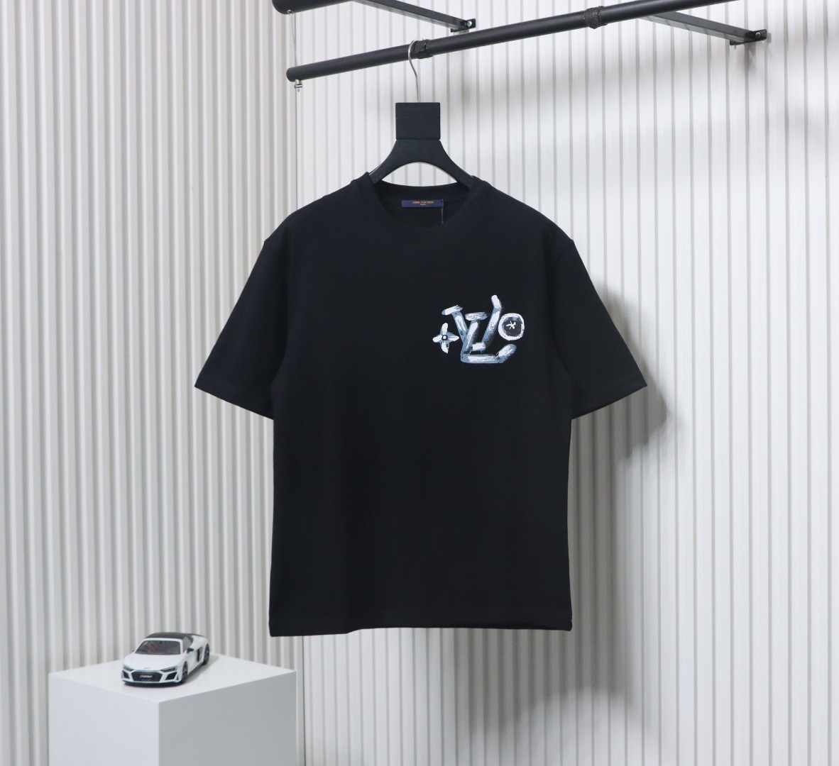 Louis Vuitton Hand-painted Graffiti Letters Printed Short Sleeve Black