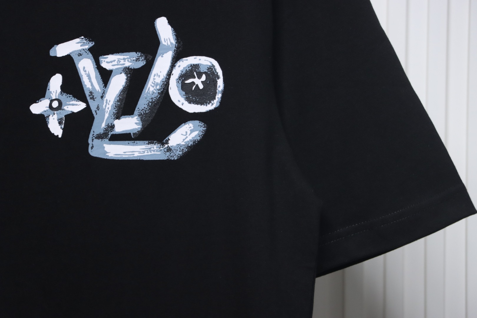 Louis Vuitton Hand-painted Graffiti Letters Printed Short Sleeve Black