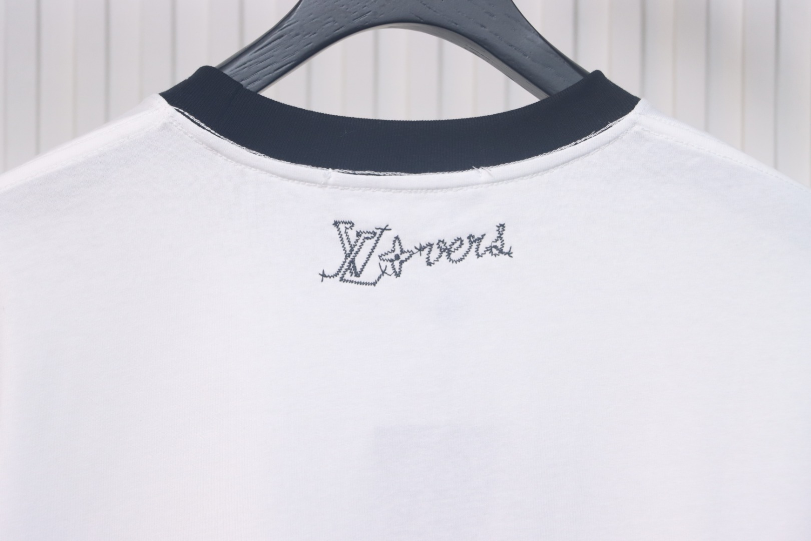 Louis Vuitton letter logo road sign print round neck short sleeves