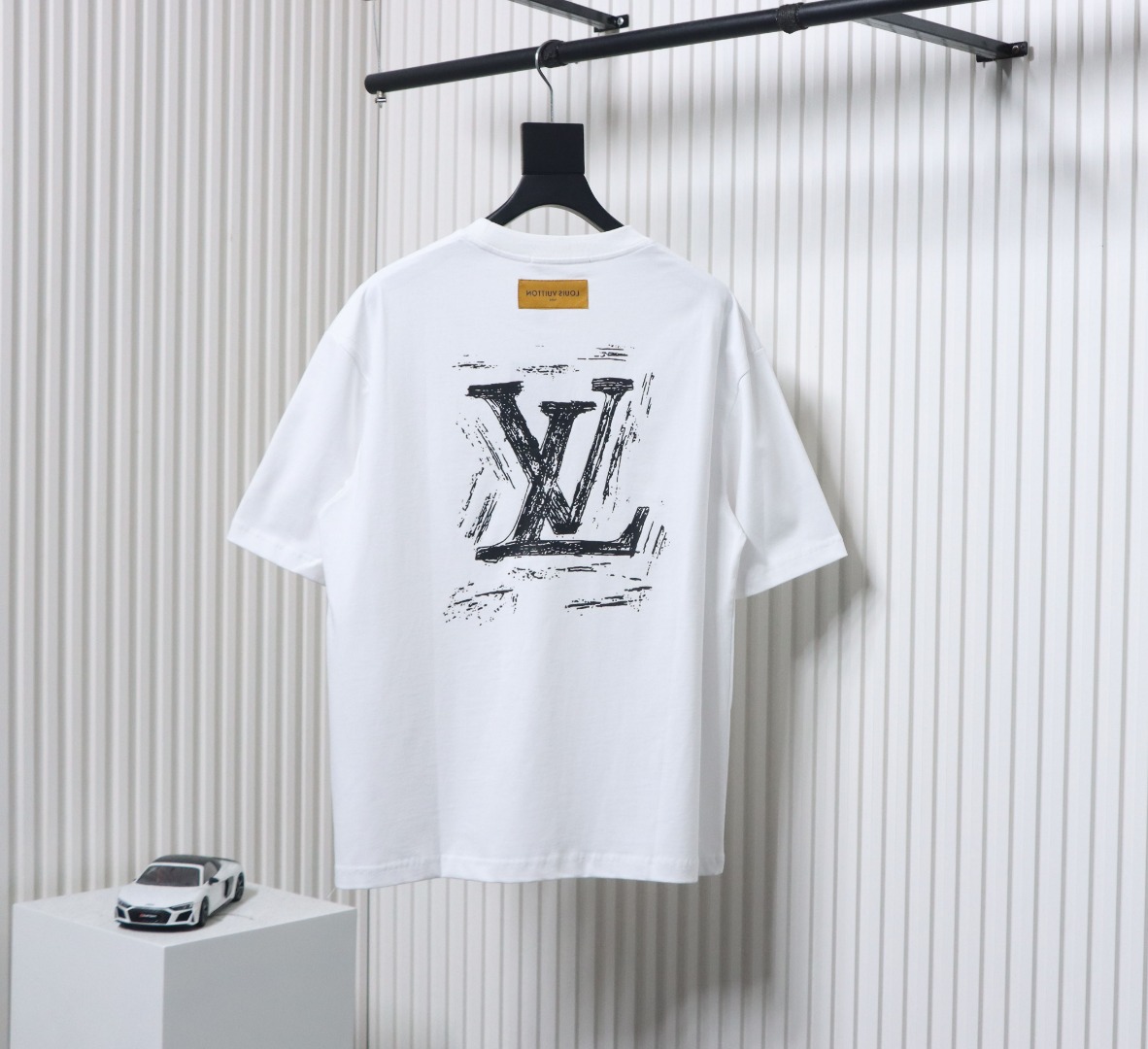 Louis Vuitton logo printed short sleeves white