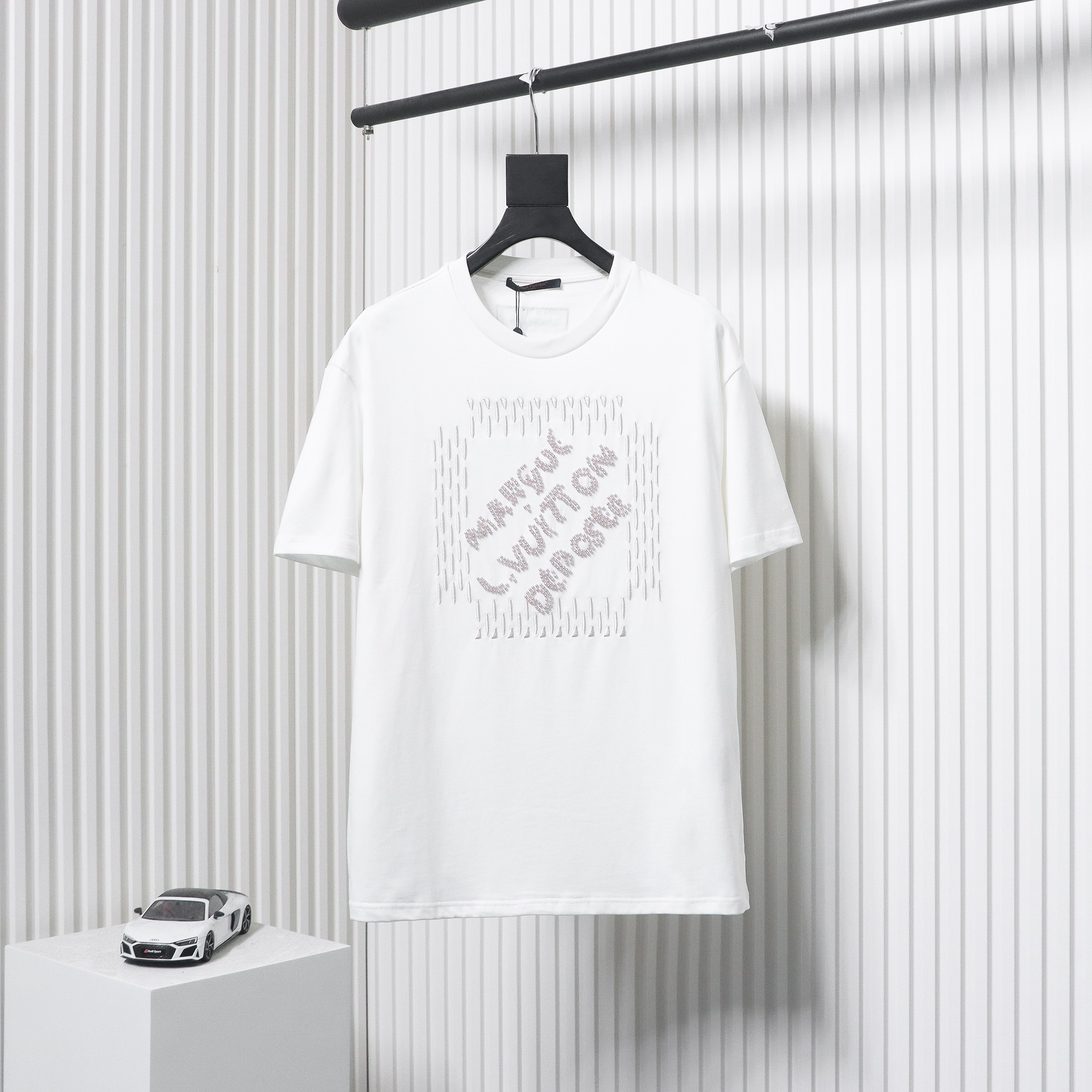 Louis Vuitton LV24ss heavy beaded letter embroidered short sleeve