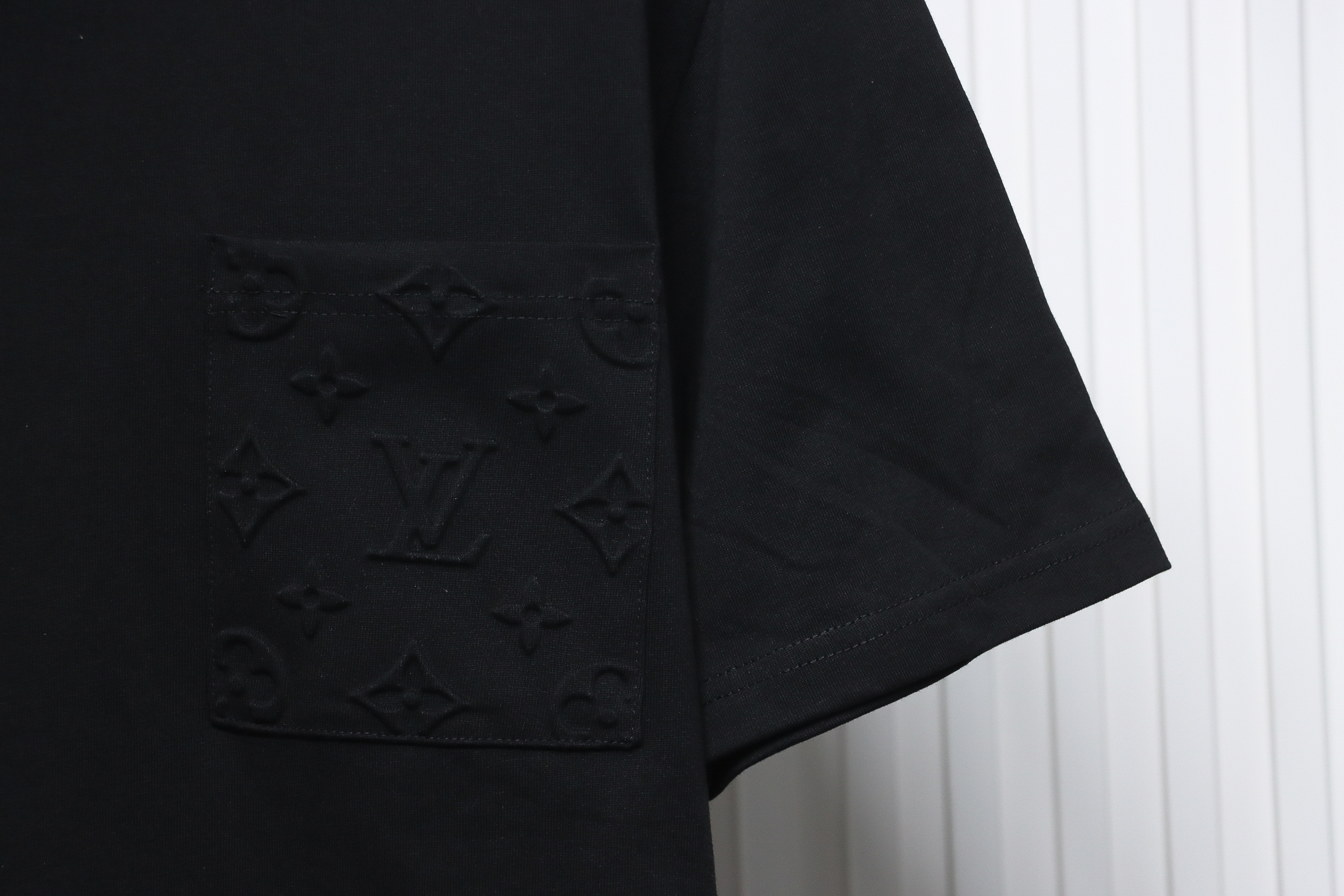 Louis Vuitton LV 24ss Pocket Old Flower Embossed Short Sleeve Black
