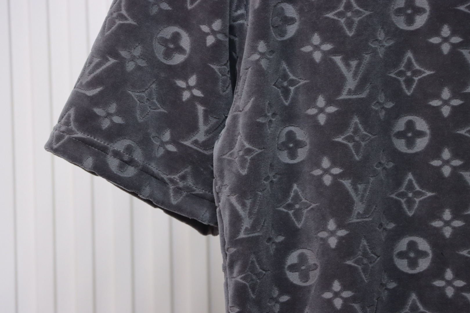 Louis Vuitton LV 25ss counter same style terry fleece round neck short-sleeved T-shirt Grey