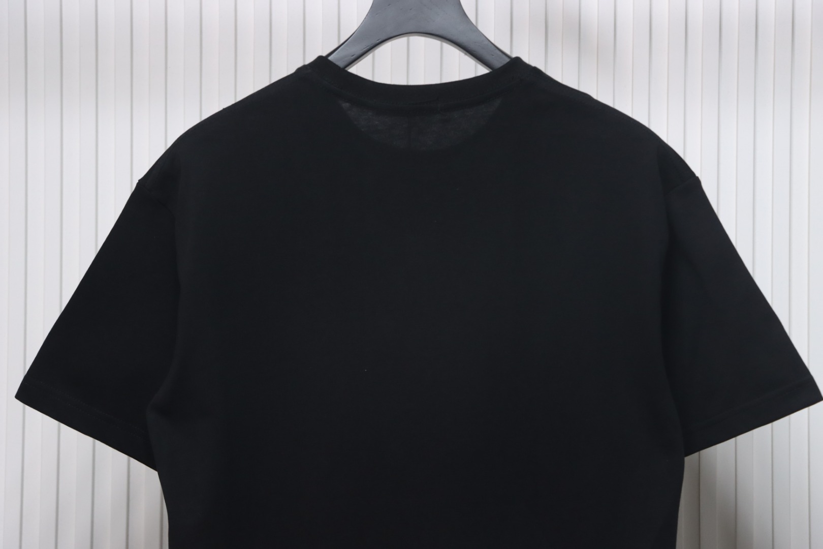 Louis Vuitton LV 25SS damaged letter short-sleeved T-shirt black
