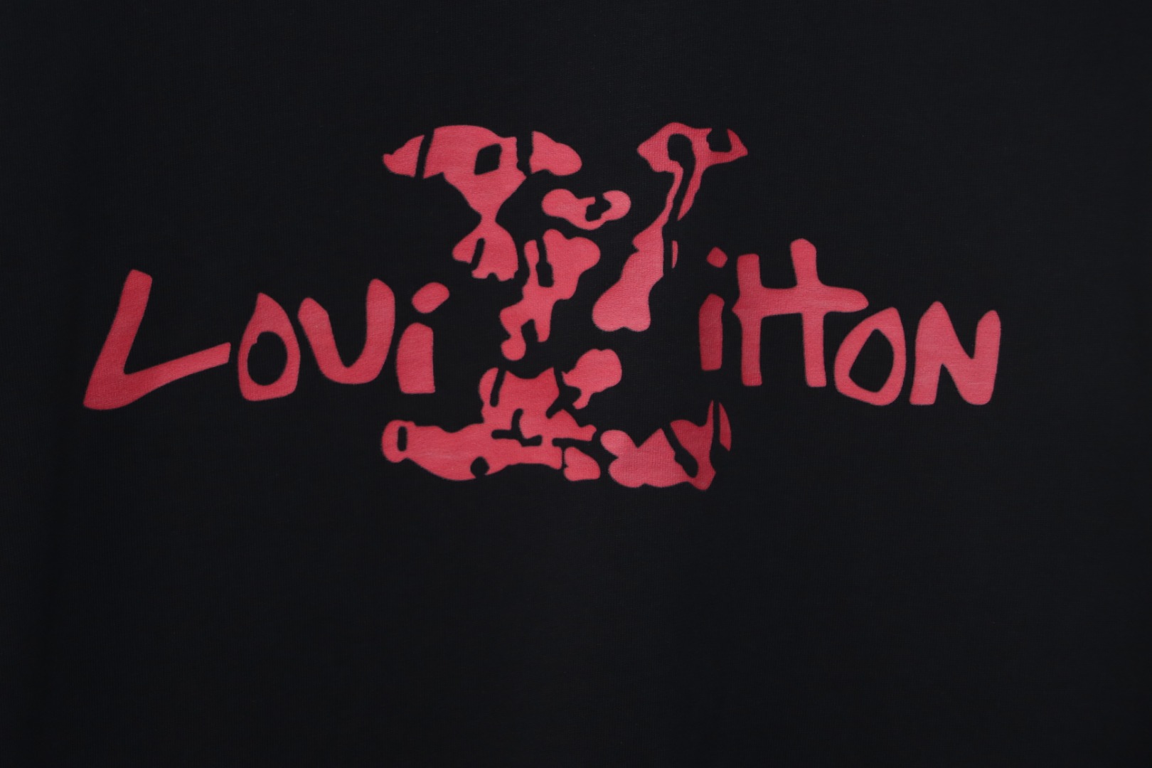 Louis Vuitton LV 25SS damaged letter short-sleeved T-shirt black