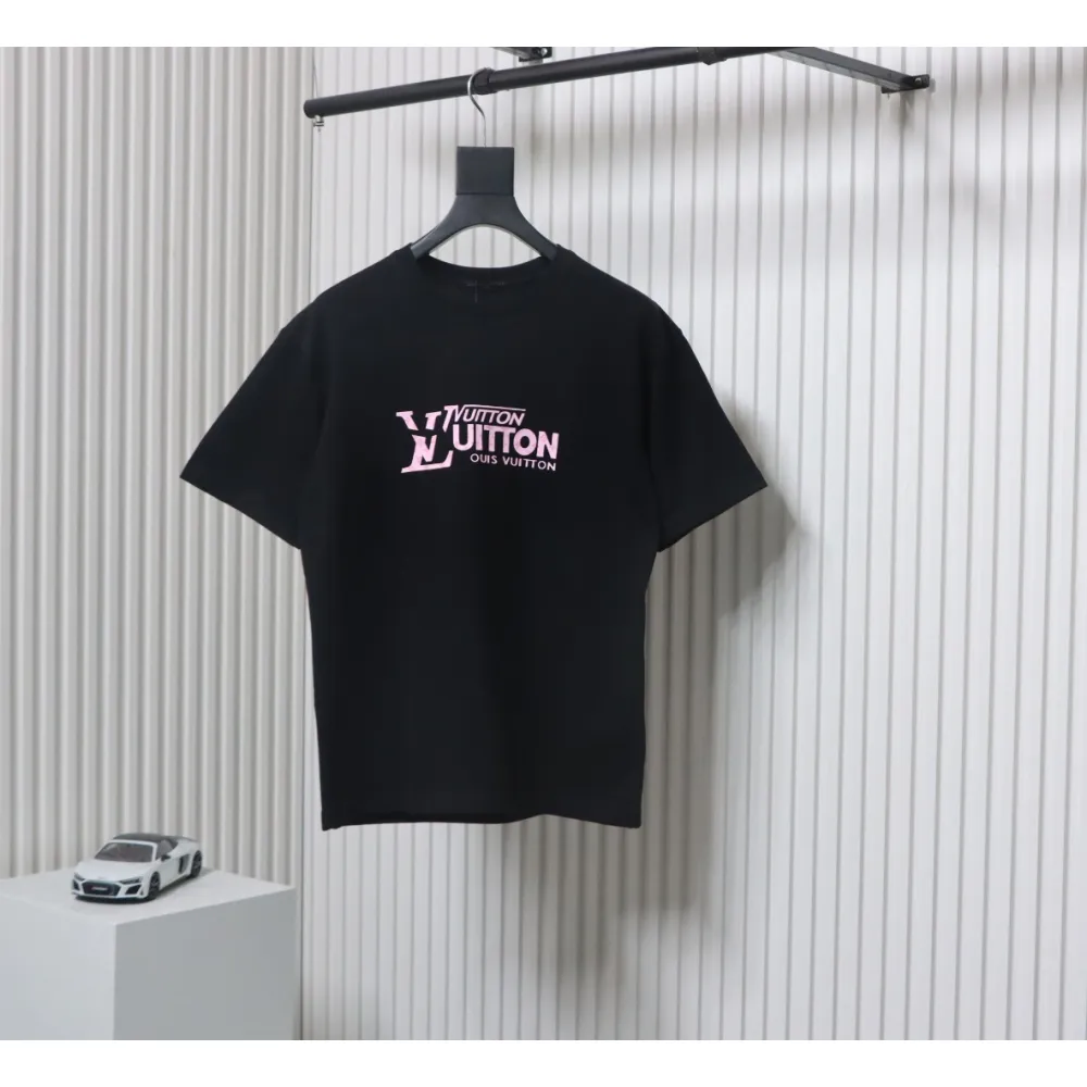 Louis Vuitton LV 25SS Pink Letters Short Sleeve T-Shirt black