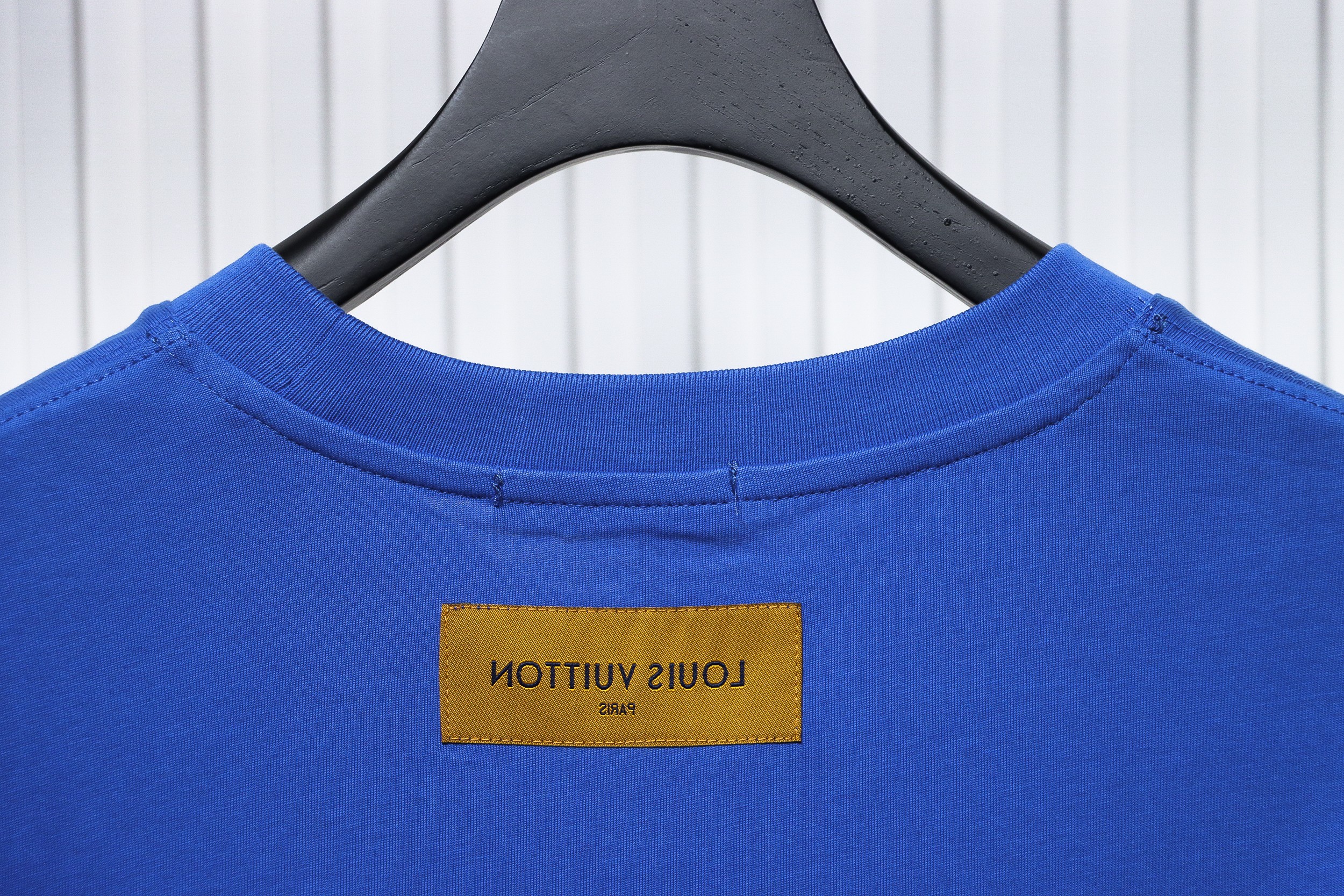 Louis Vuitton LV 3D embossed logo short sleeve blue