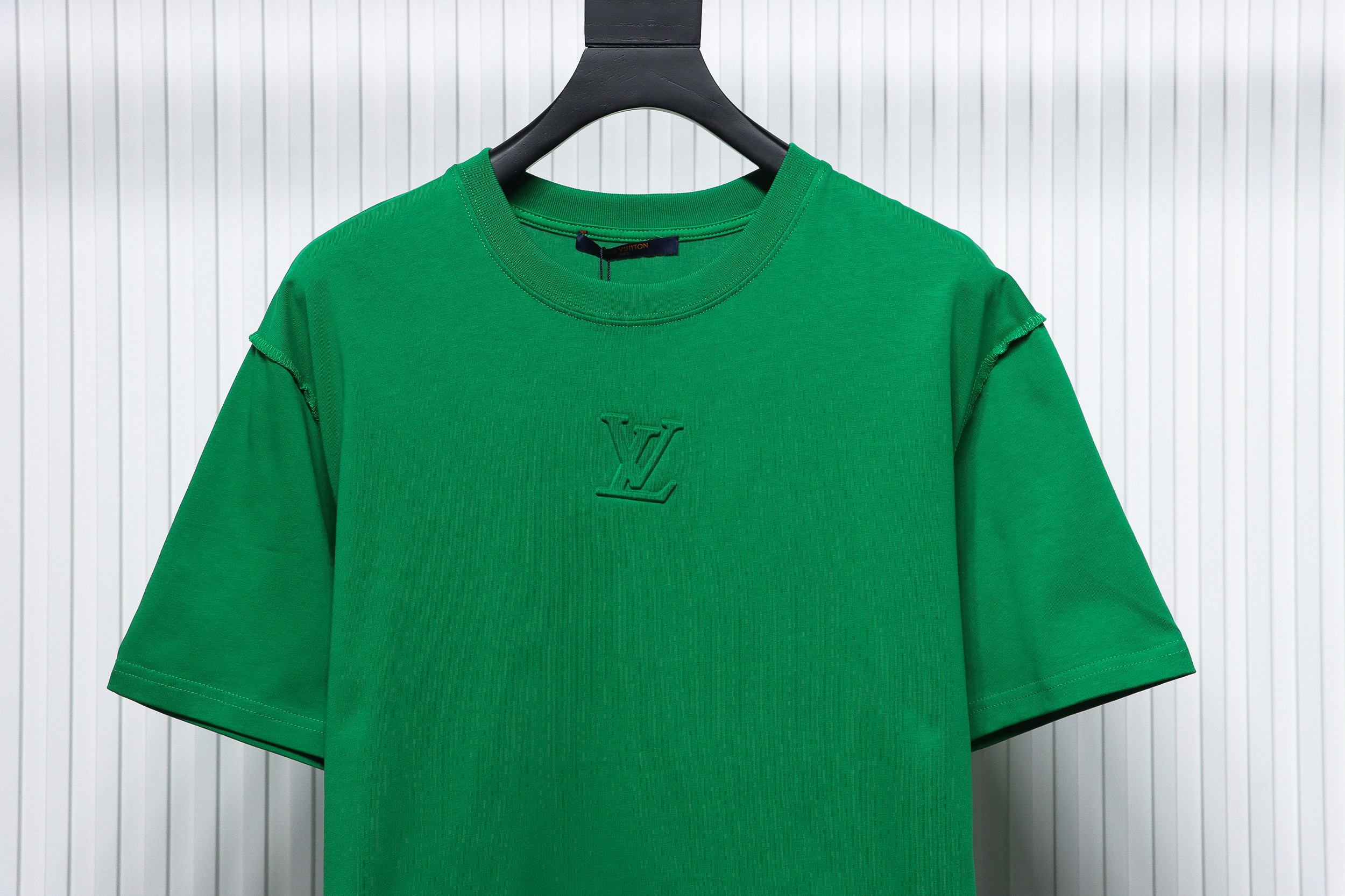Louis Vuitton LV 3D embossed logo short sleeve Green