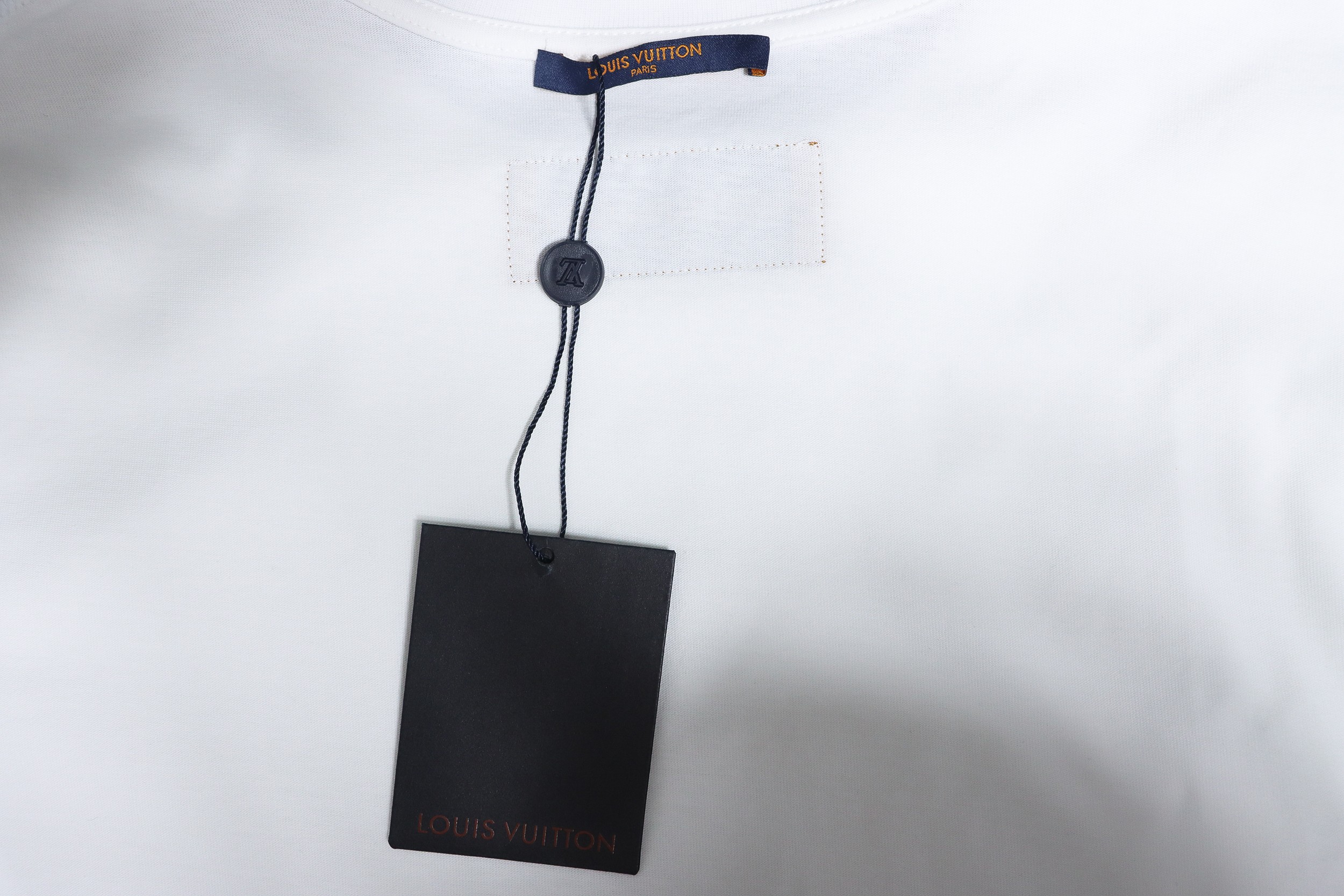 Louis Vuitton LV 3D embossed logo short sleeve White