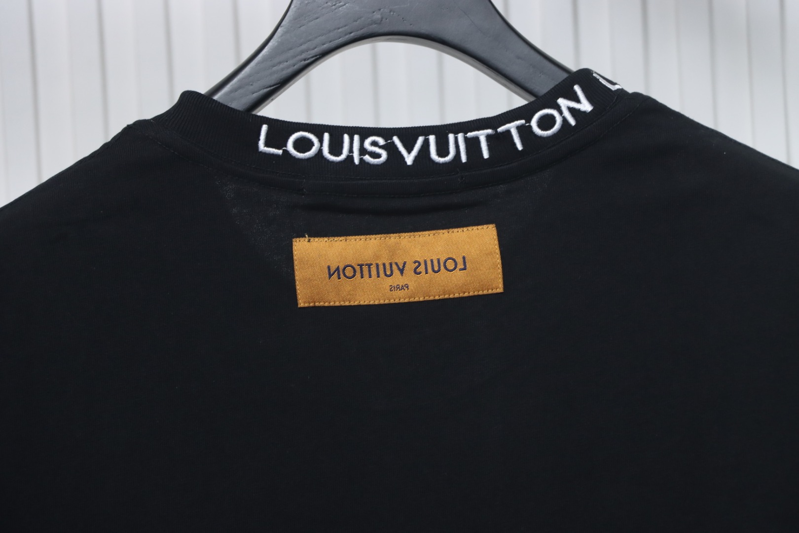 Louis Vuitton LV Embroidered Logo Short Sleeve T-Shirt black