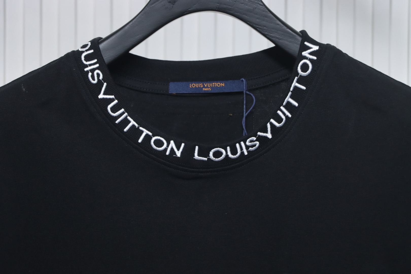 Louis Vuitton LV Embroidered Logo Short Sleeve T-Shirt black