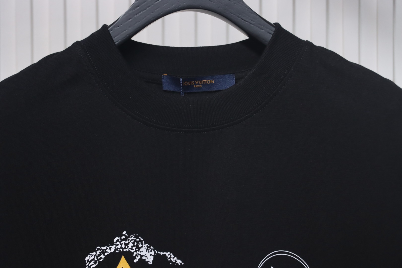 Louis Vuitton outdoor sketch brand letter logo printed short sleeve black