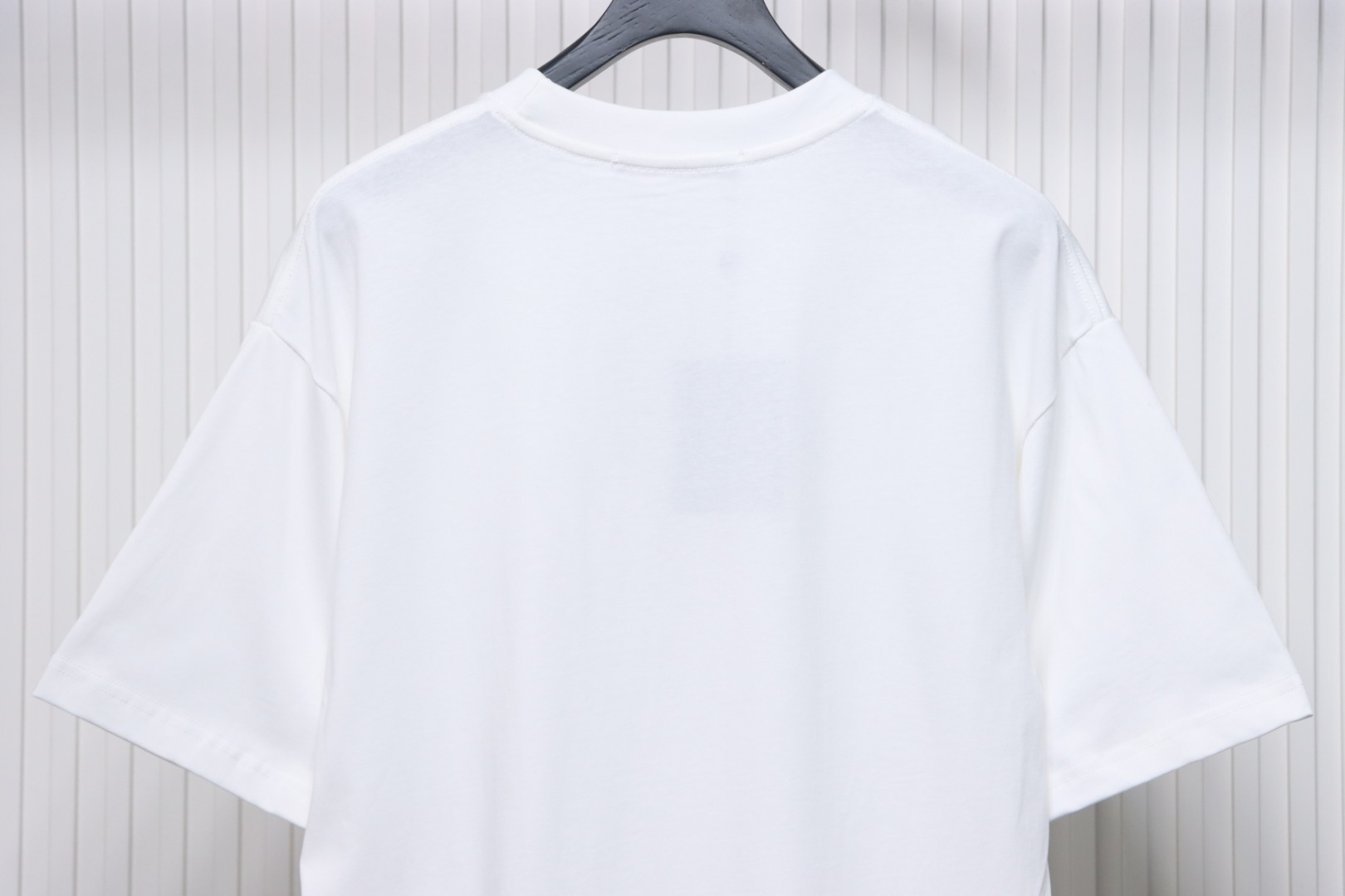 Louis Vuitton spotted red hollow print short sleeve white