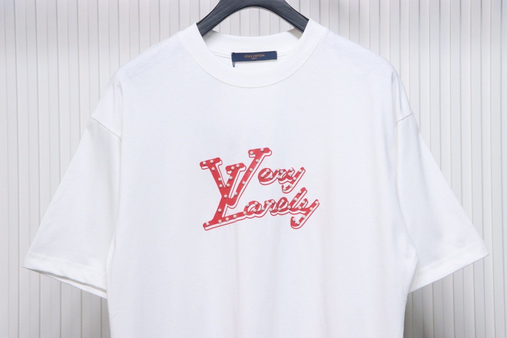 Louis Vuitton spotted red hollow print short sleeve white