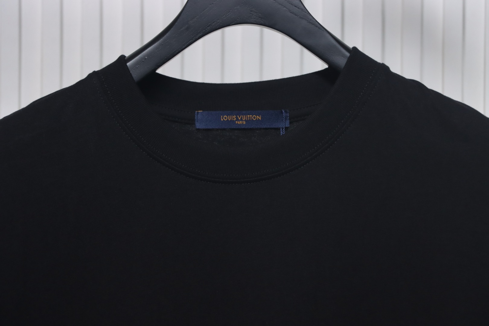 Louis Vuitton sun logo print short sleeve black