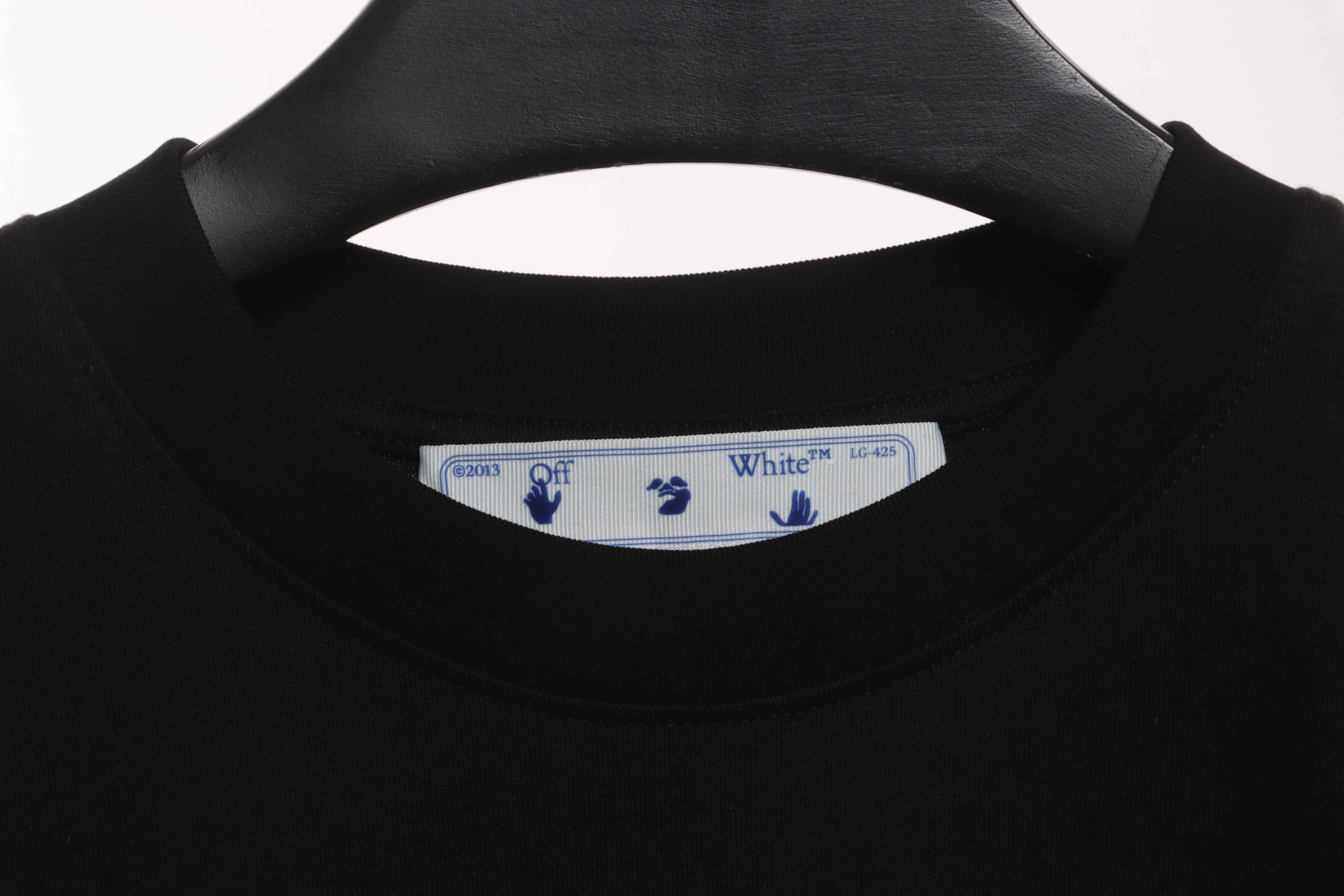 OW embroidered logo arrow slogan short sleeve black