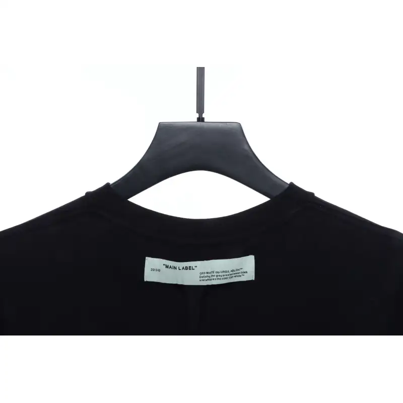 OW Incomplete Arrow Short Sleeve Black