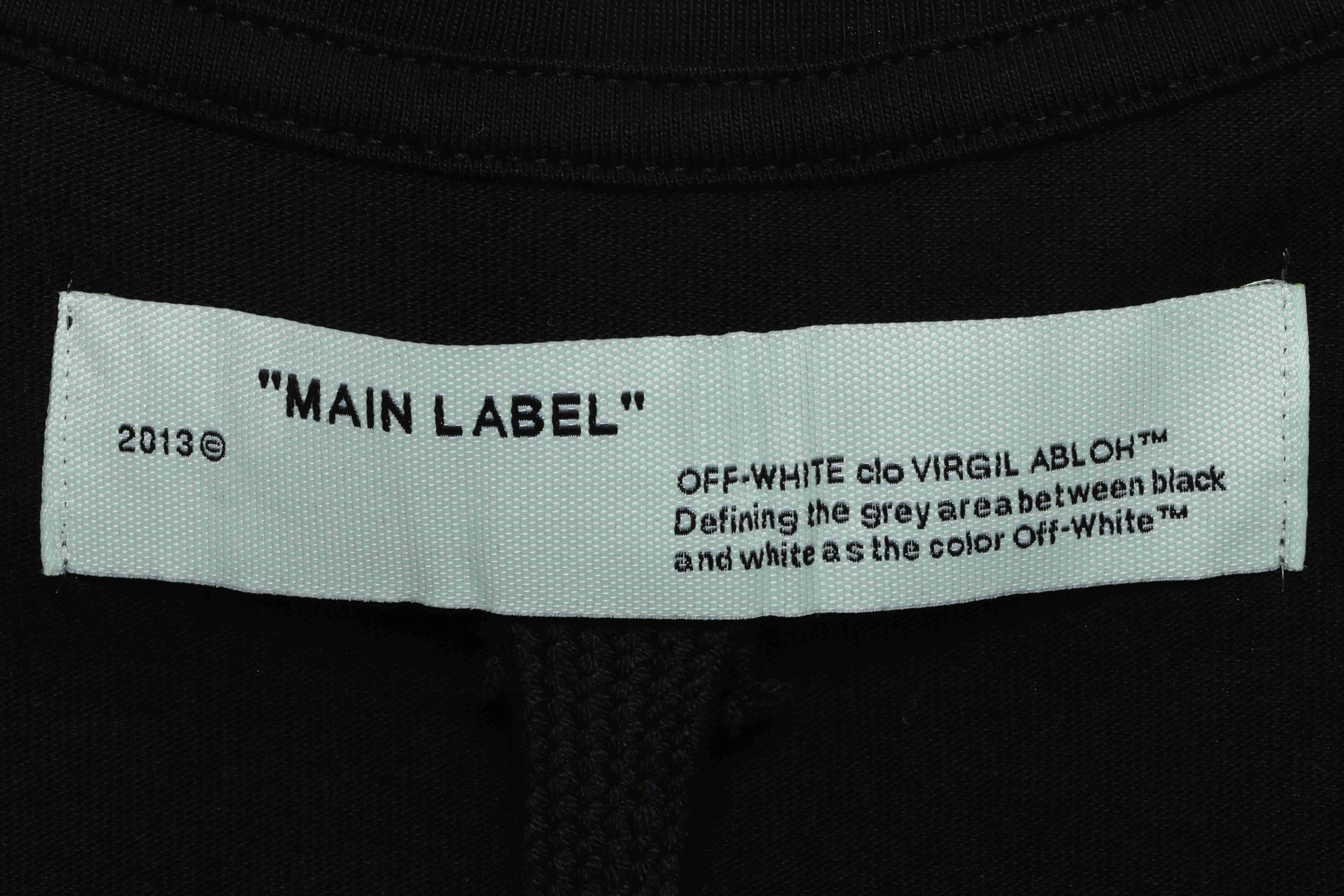 OW Incomplete Arrow Short Sleeve Black