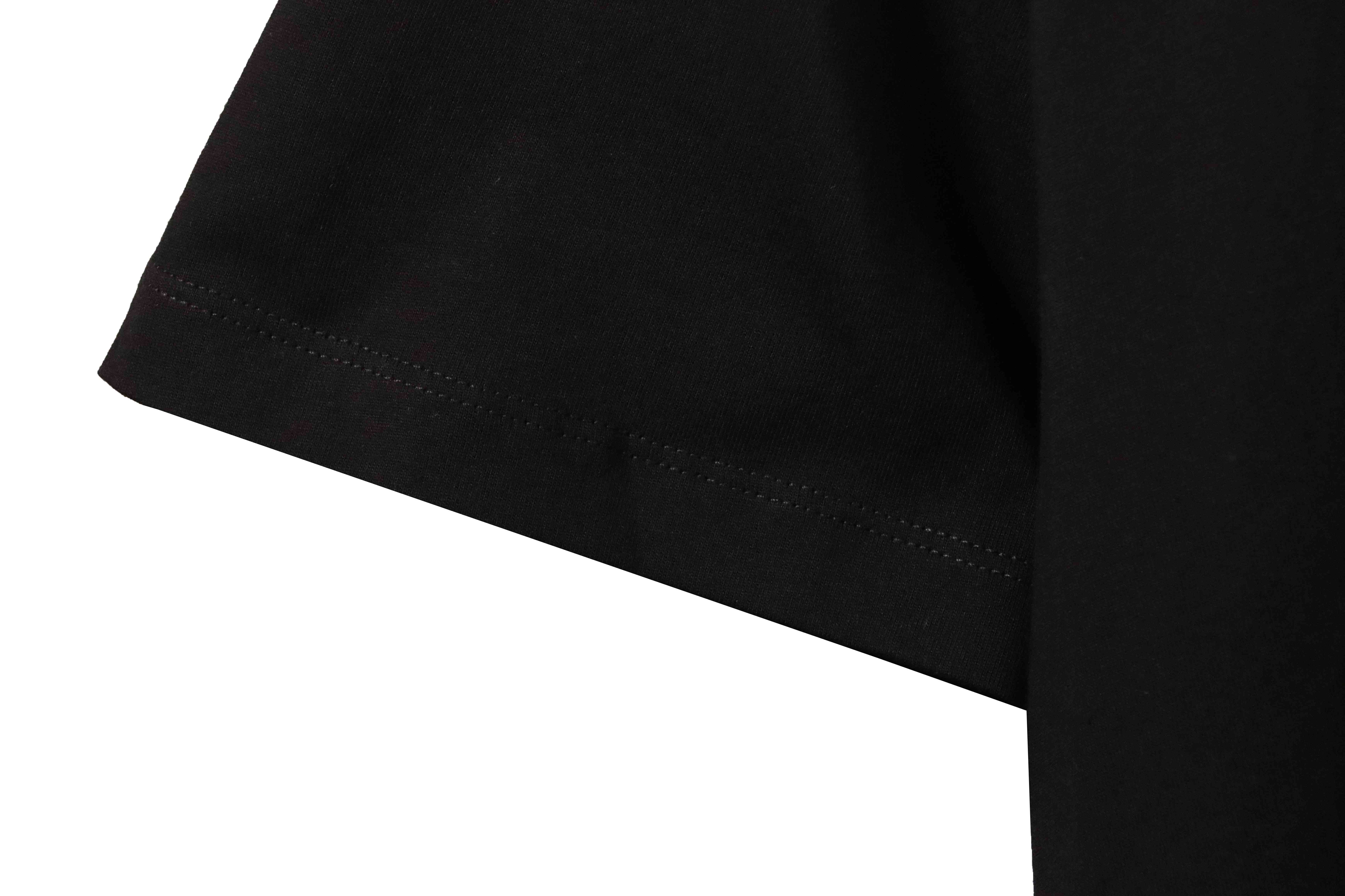 OW Incomplete Lines Arrow Printed Short Sleeve Black