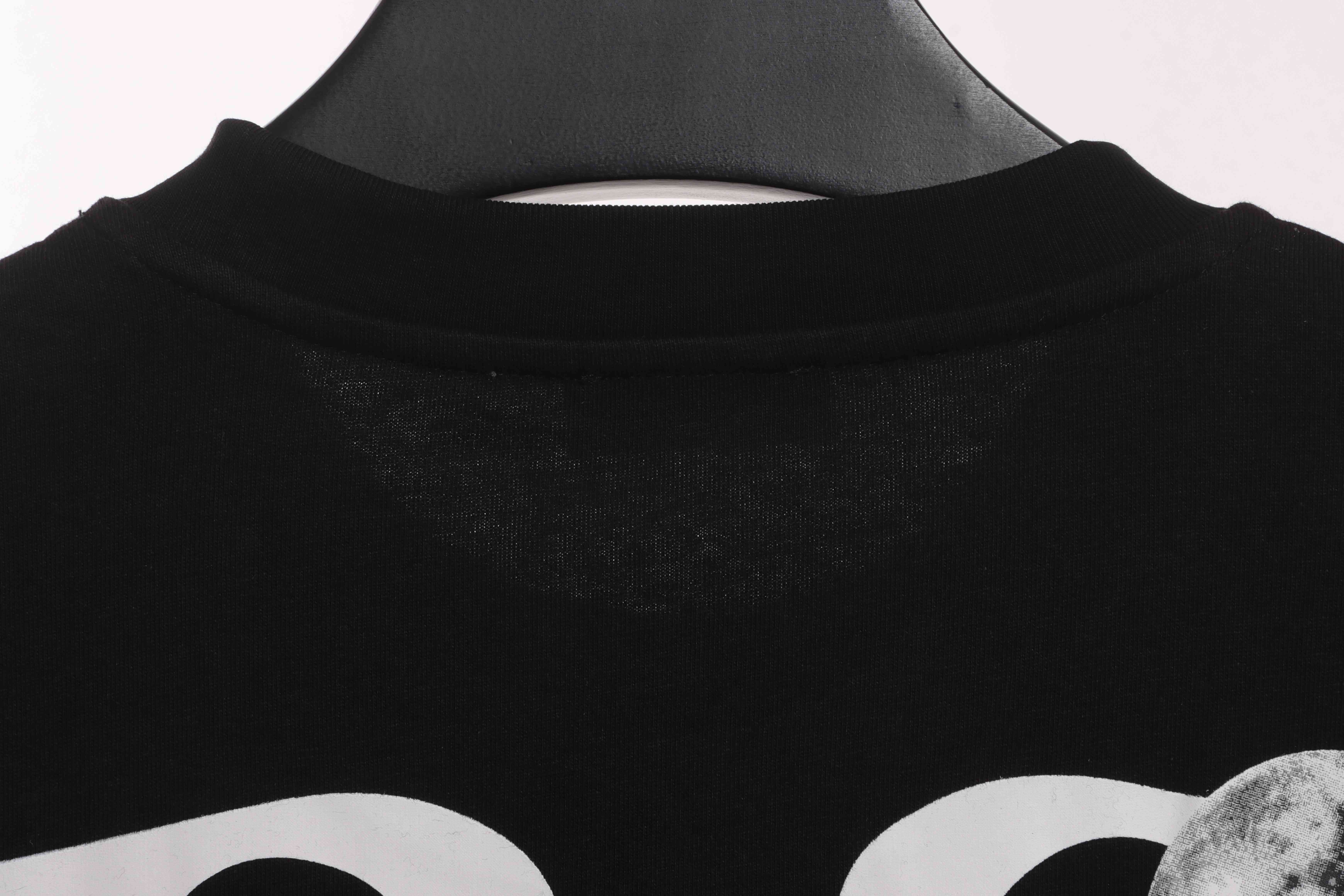 OW Moon Series Arrow Short Sleeve Black