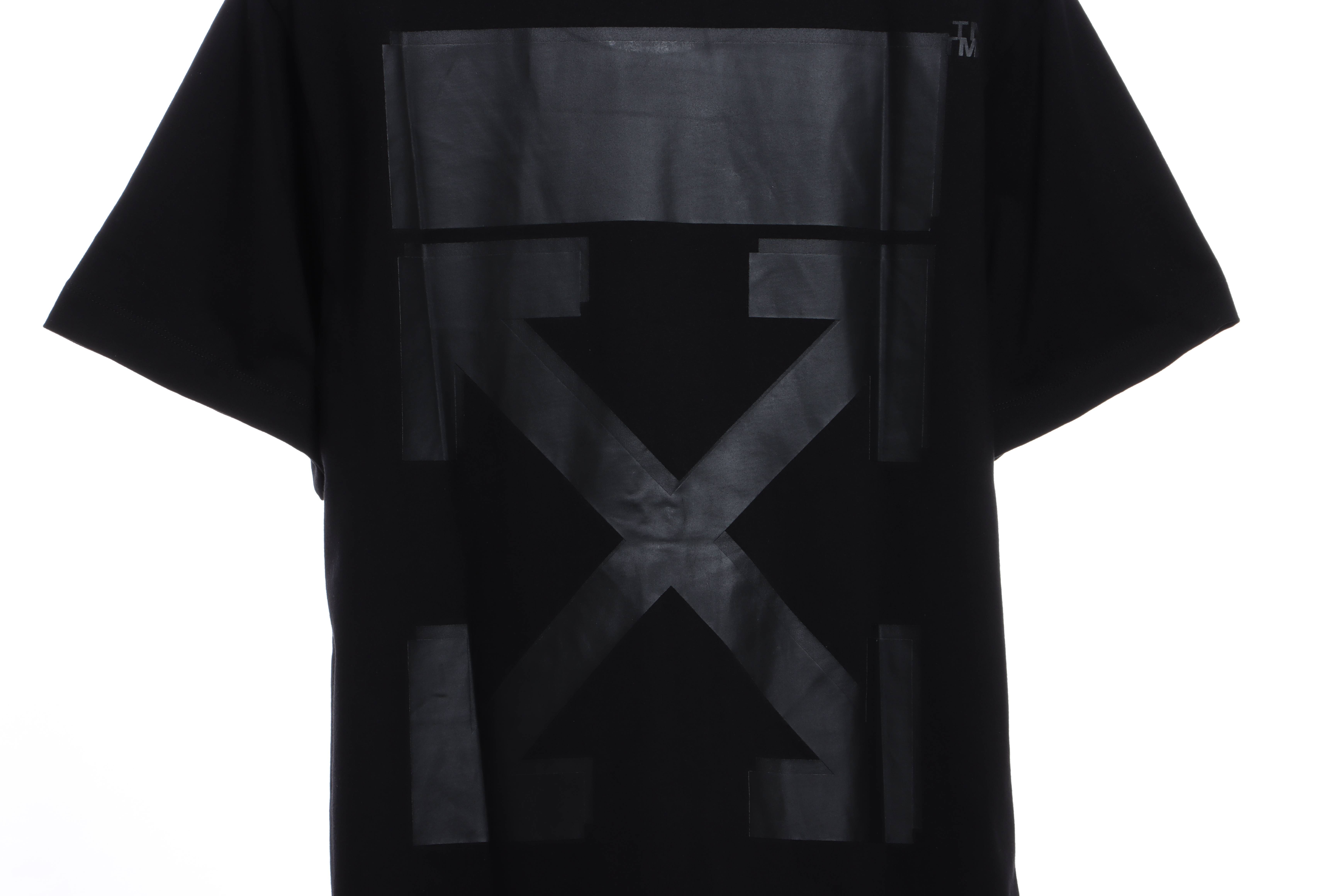 OW Overlapping Arrows Print Short Sleeve Black