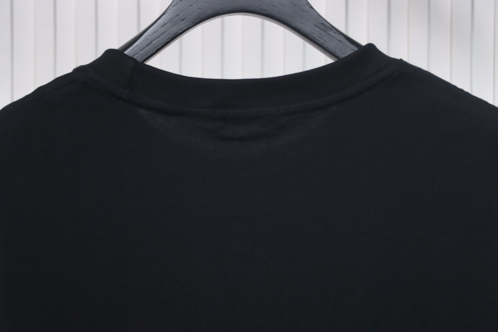 Prada 25ss Overlapping Embroidered Triangle Logo Short Sleeve Black