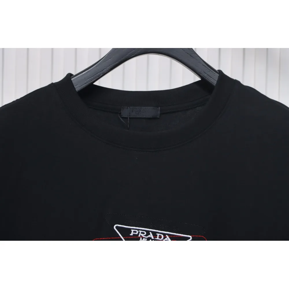 Prada 25ss Overlapping Embroidered Triangle Logo Short Sleeve Black