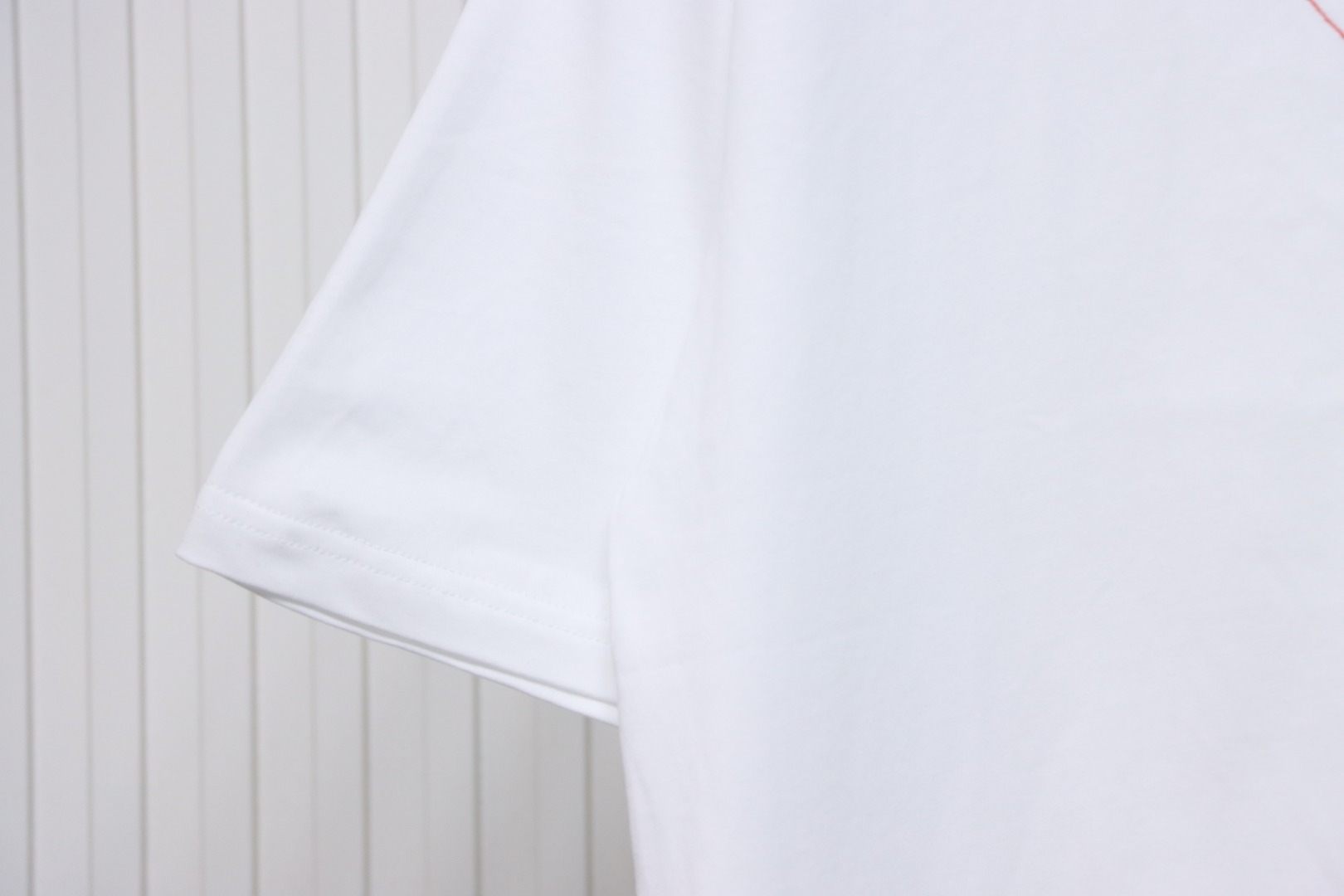 Prada 25ss Overlapping Embroidered Triangle Logo Short Sleeve White