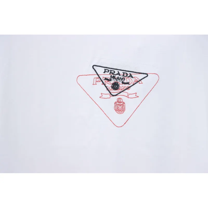 Prada 25ss Overlapping Embroidered Triangle Logo Short Sleeve White