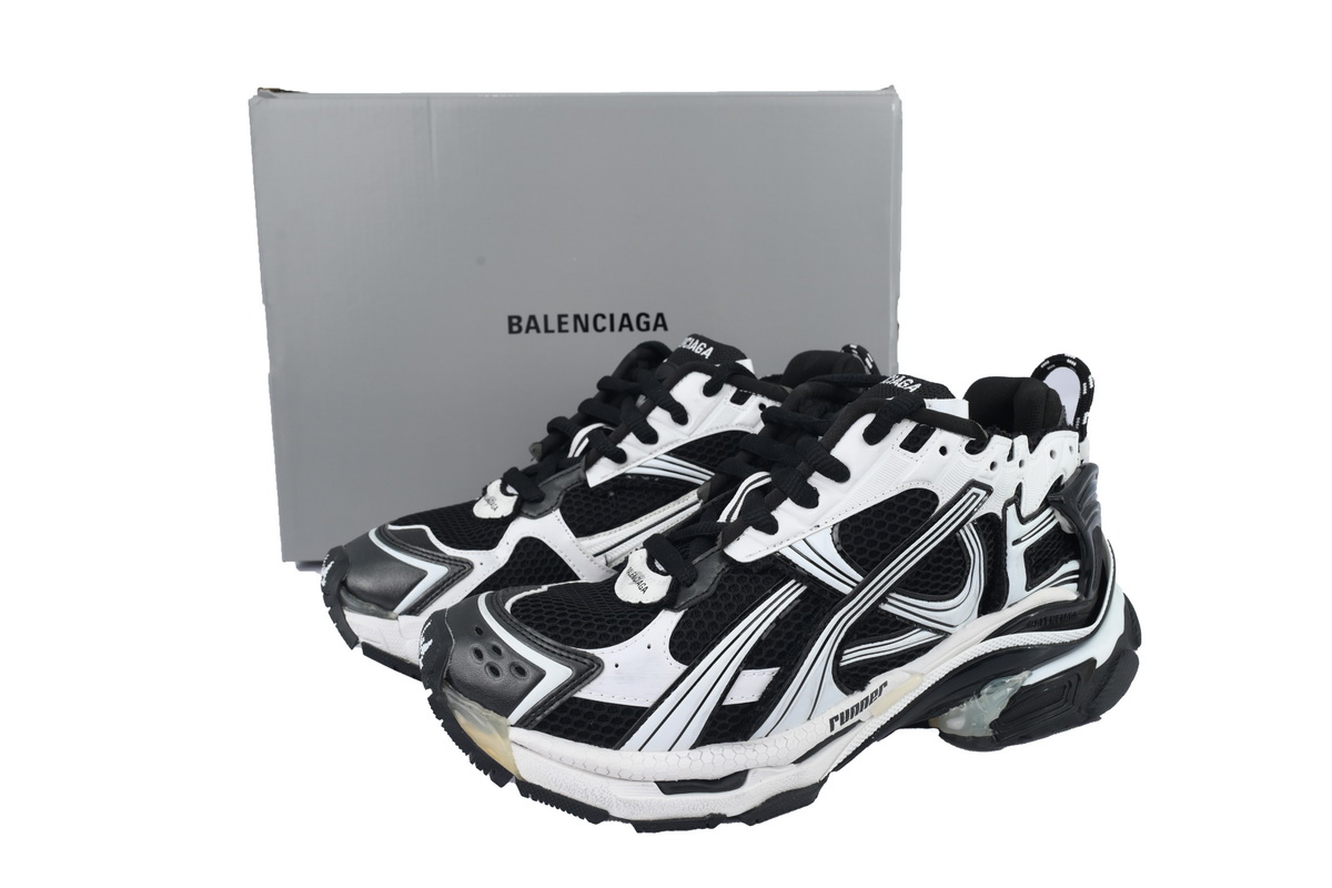 Top Version Balenciaga Runner Sneaker White Black 772774 W3RMU 9010