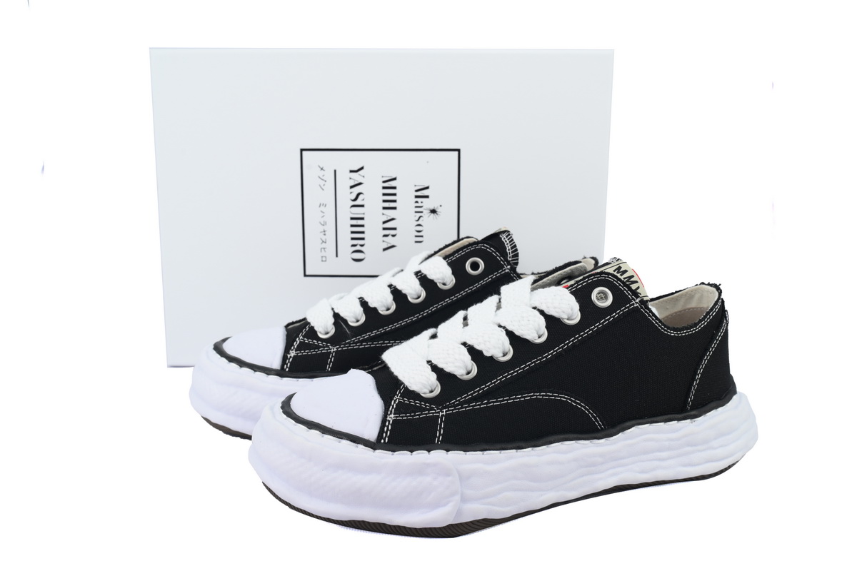 MIHARA YASUHIRO OG Sole Black White NO.801