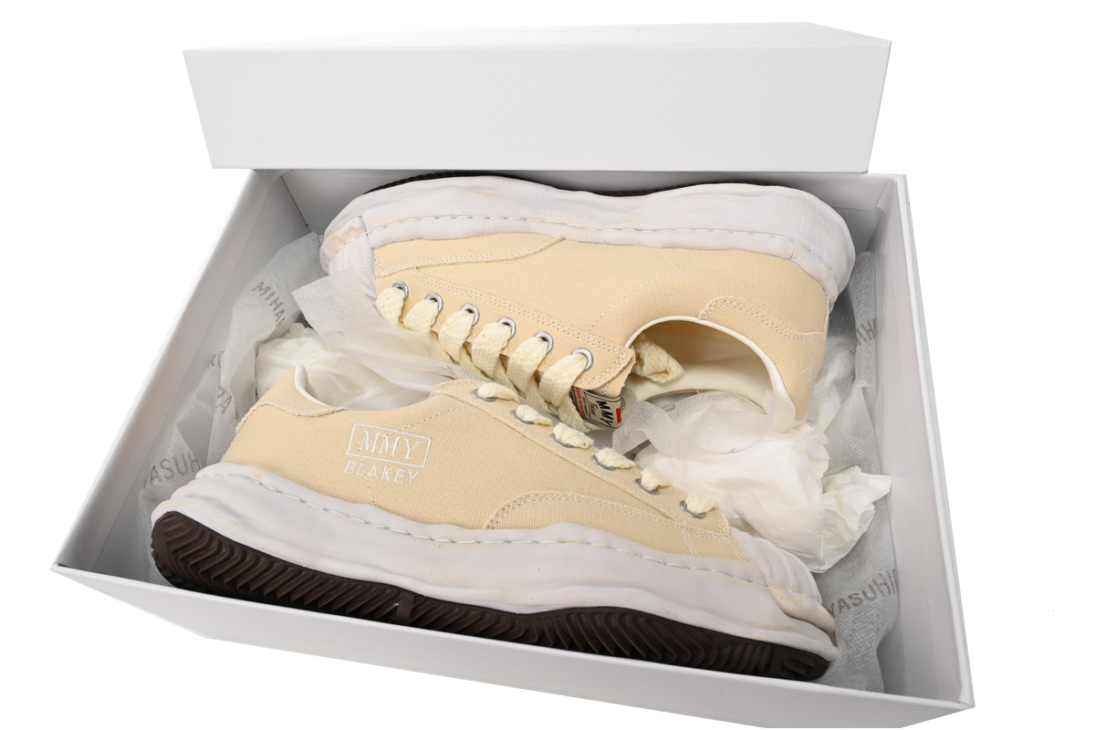 MIHARA YASUHIRO Pink White NO.775