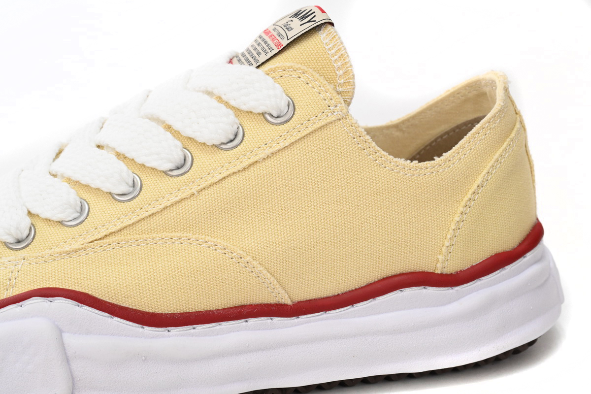 MIHARA YASUHIRO Yellow, White, And Red NO.781