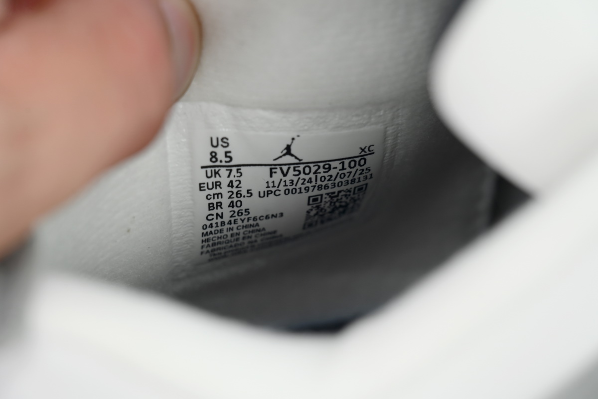 Jordan 4 Retro White Cement (2025) FV5029-100