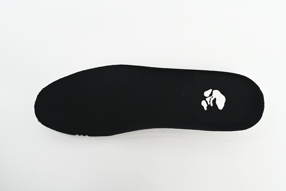 OFF-WHITE Out Of Black Skin And White Tail OMIA18 9C99LEA00 41001