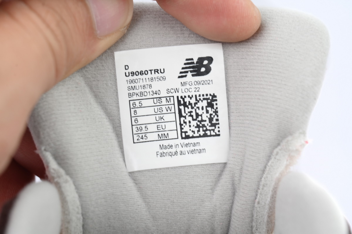 New Balance 9060 Cherry Blossom Pack - Mineral Red U9060TRU