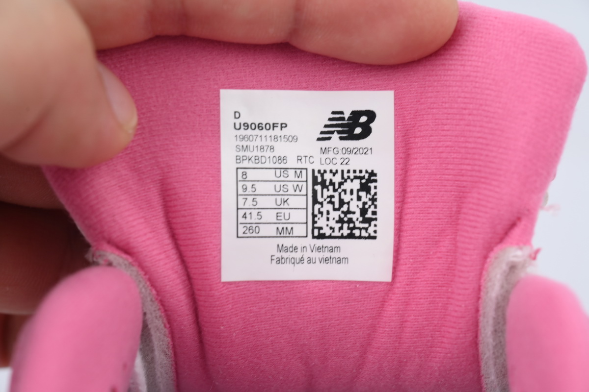 New Balance 9060 Fuchsia Pink U9060FP