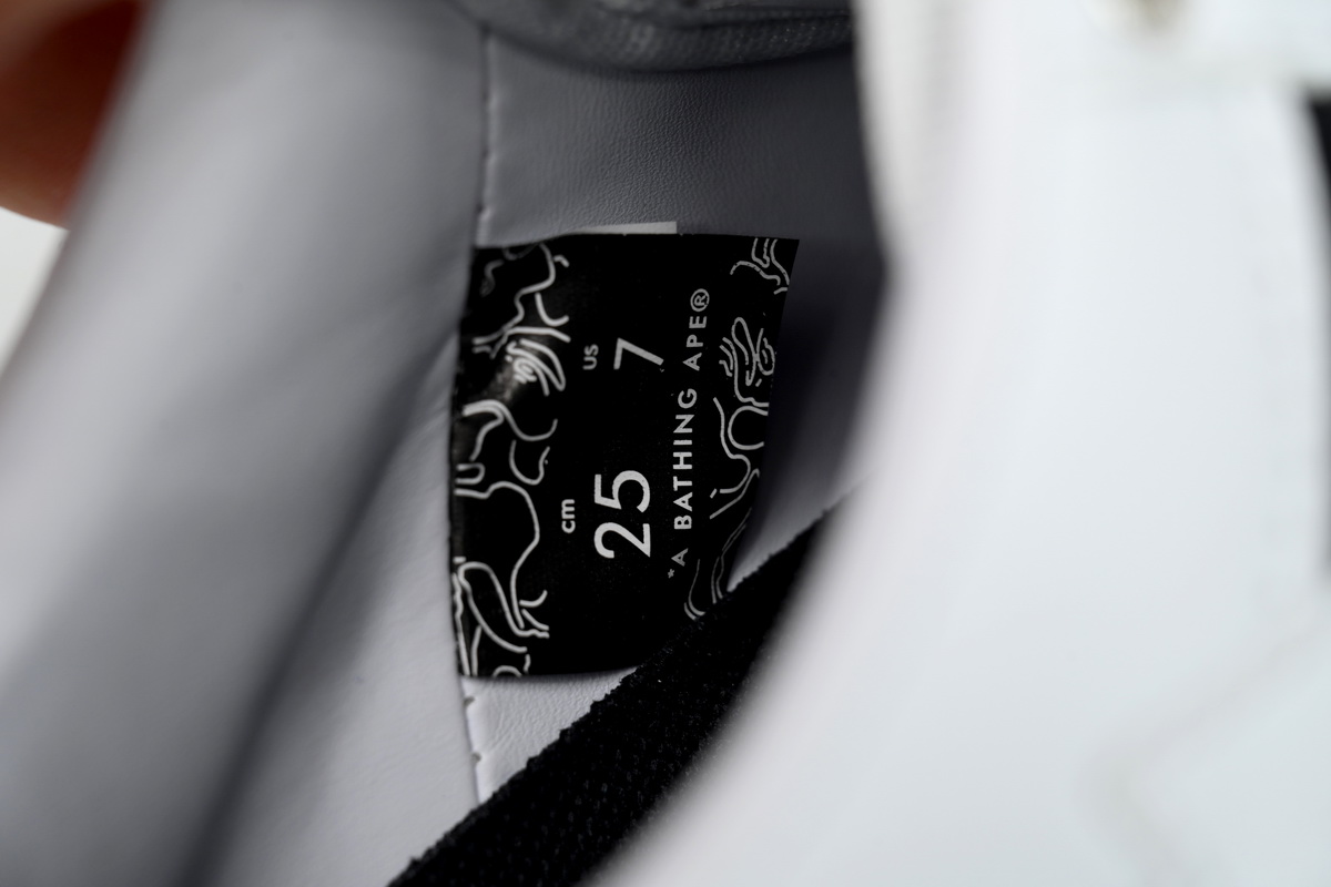 A Bathing Ape Bape Sta Low Black And White OZXSH W291 328