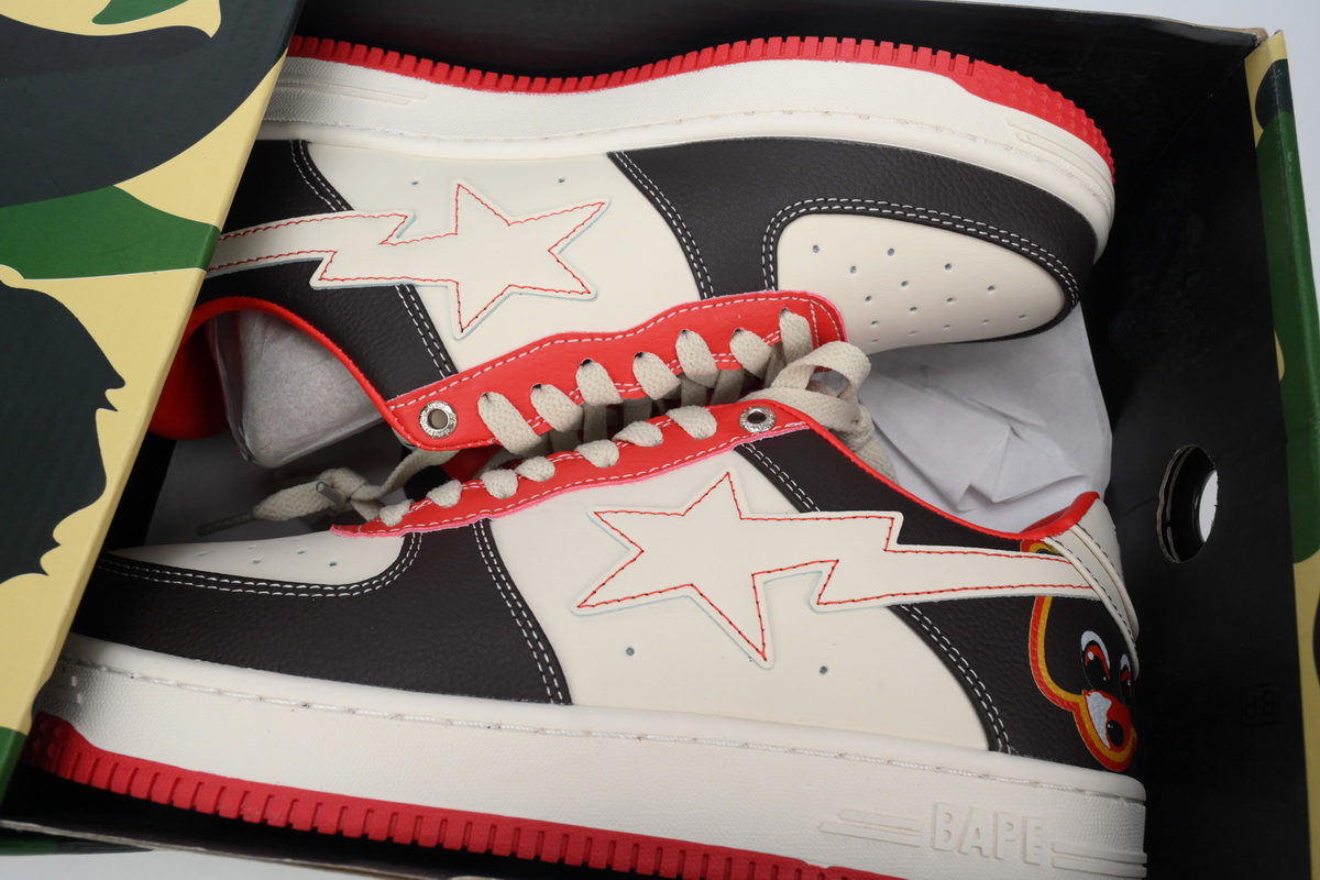 Kanye West x A BATHING APE BapeSTA 0607FS-001