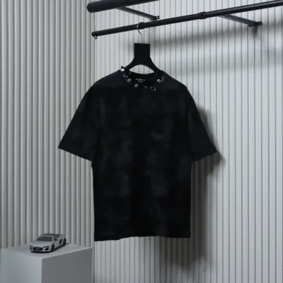 Balenciaga 23ss Rivet Puncture Washed Hole T-shirt Black 01