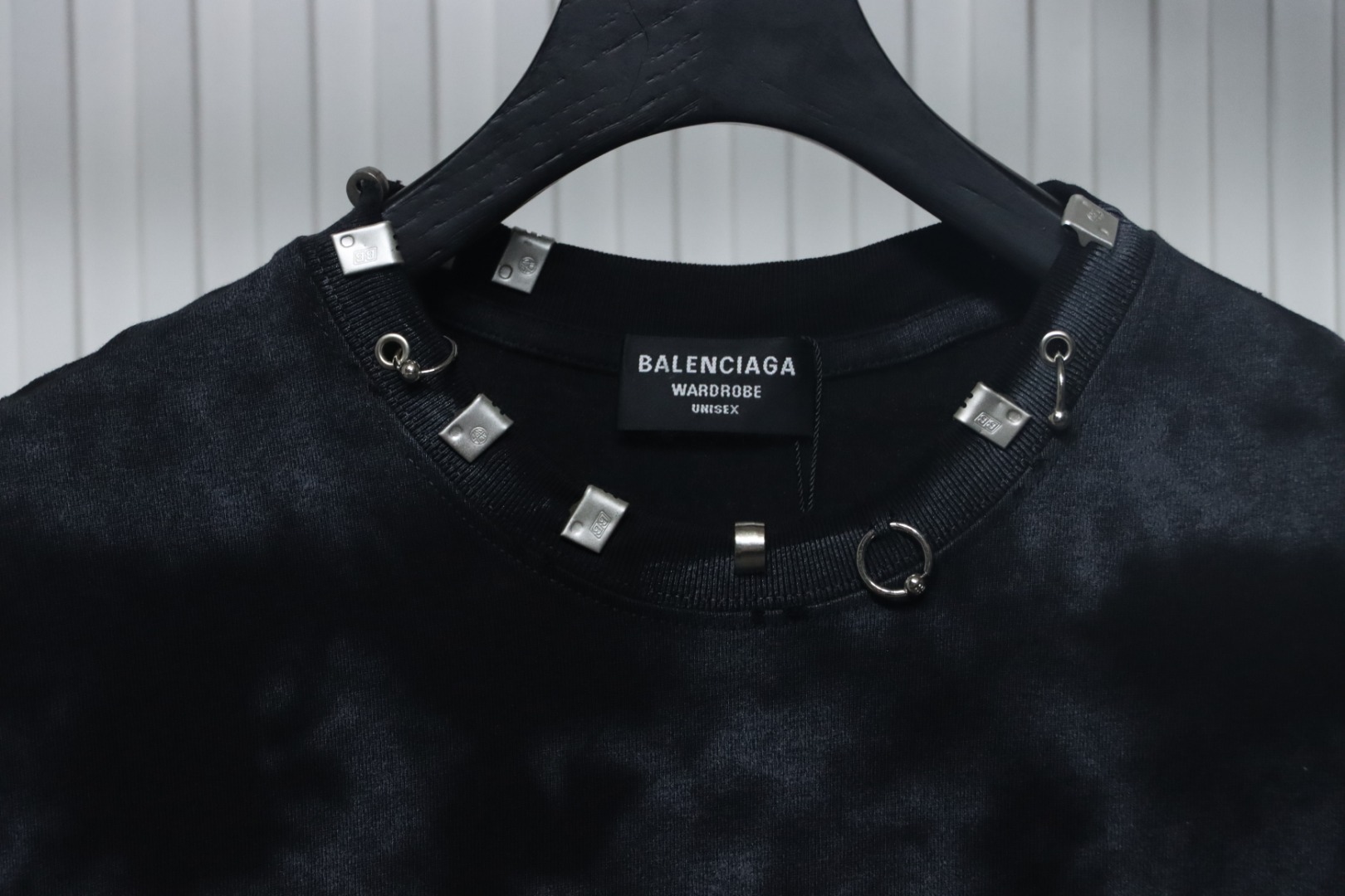Balenciaga 23ss Rivet Puncture Washed Hole T-shirt Black
