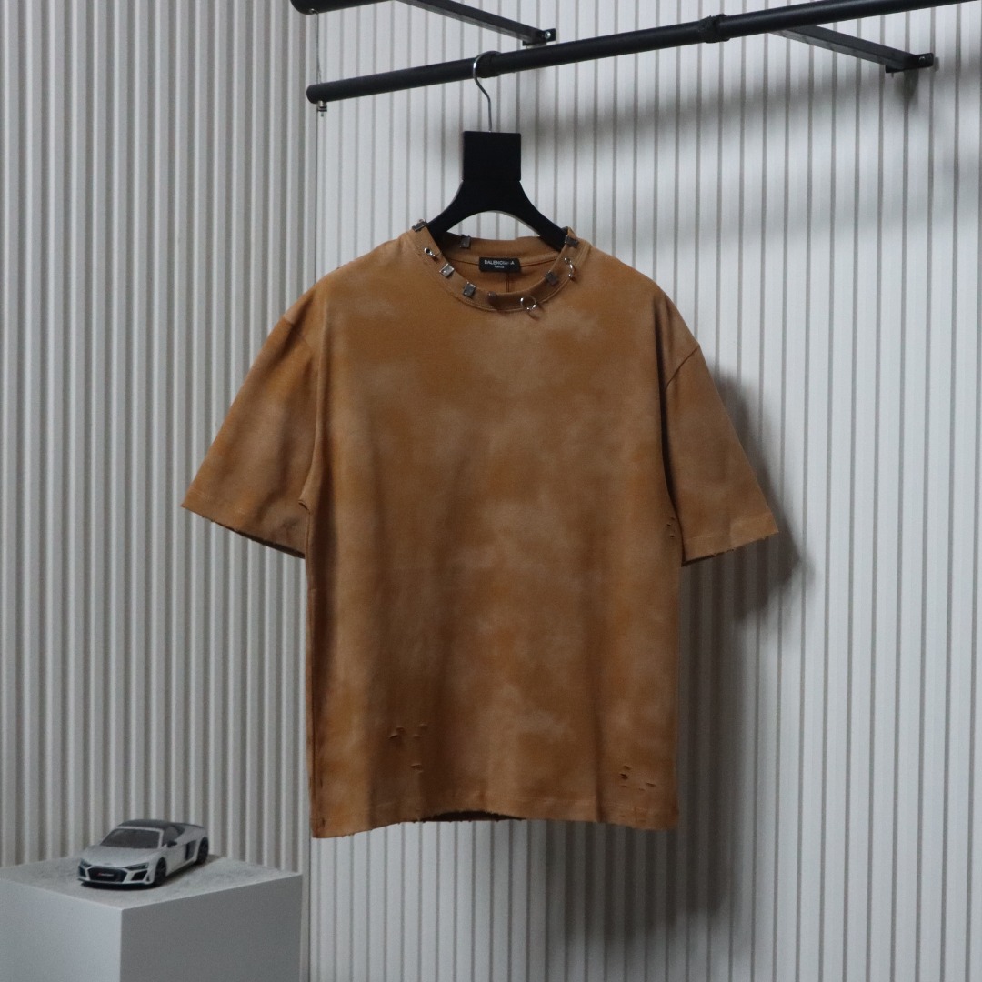 Balenciaga 23ss Rivet Puncture Washed Hole T-shirt Ochre