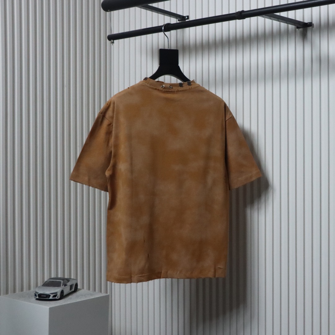 Balenciaga 23ss Rivet Puncture Washed Hole T-shirt Ochre