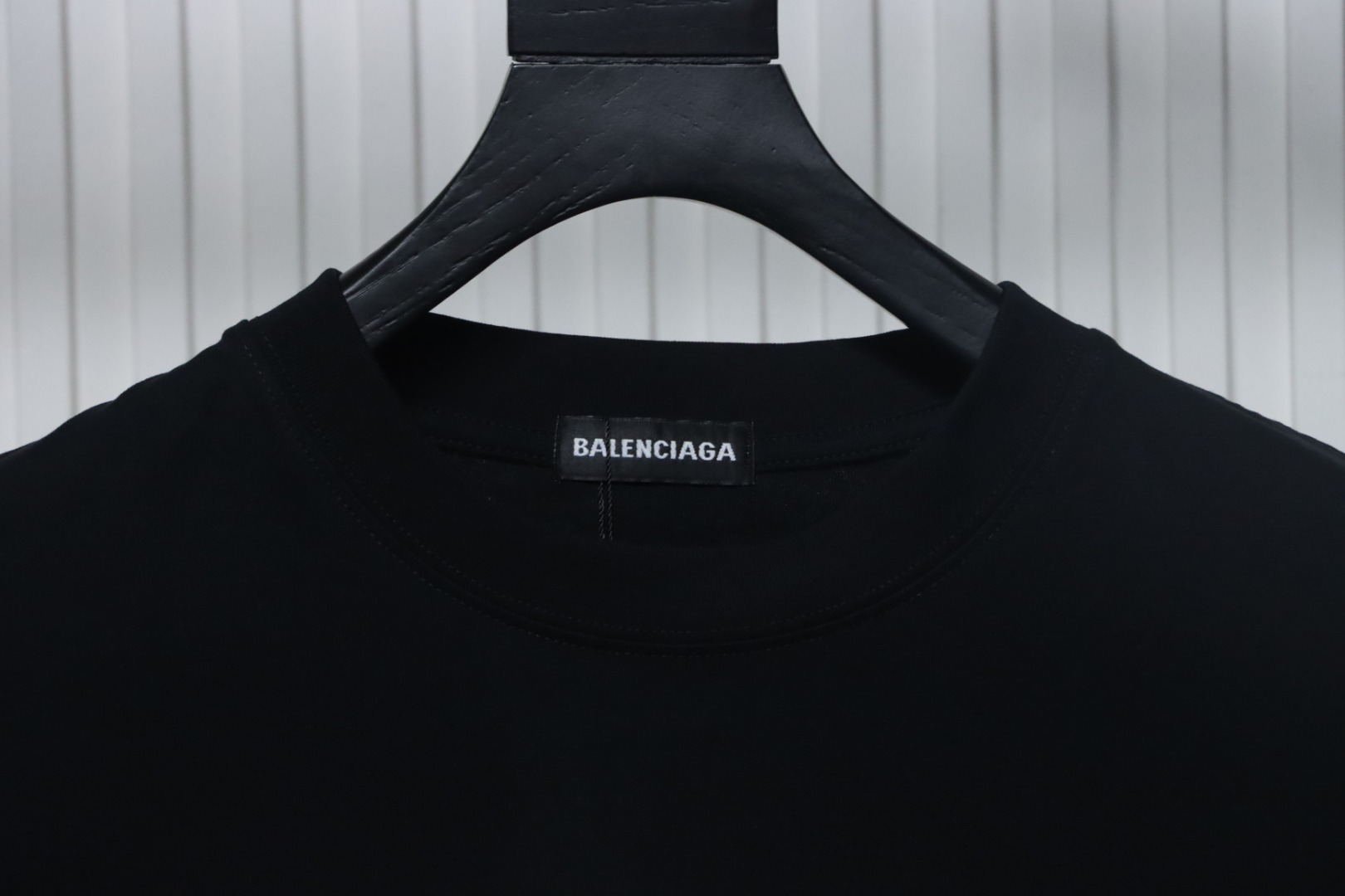 Balenciaga 25ss Front and Back Lettering Embossed T-shirt Black