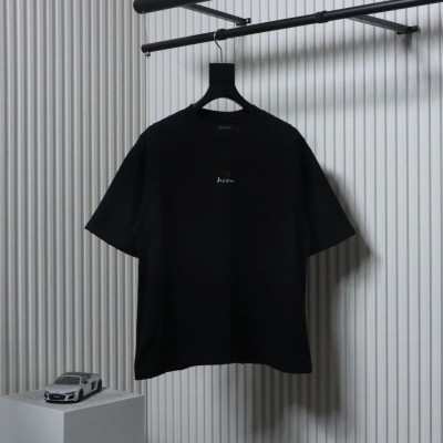 Balenciaga 25ss Hand-made Embroidered Small Heart Hole T-shirt Black 01